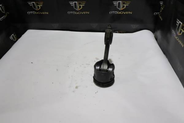 FORD TRANSİT 120 - 120 V ÇIKMA PARÇA TRANSİT V347 PİSTON KOLU